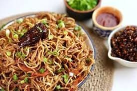 Chilli Garlic Soya Chaap Chow Mein