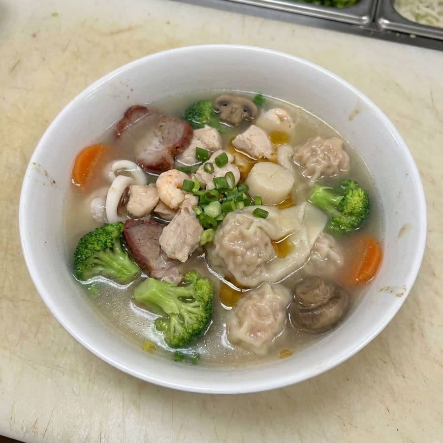 Wor Wonton Soup - Momo Factory Restaurant and Bar